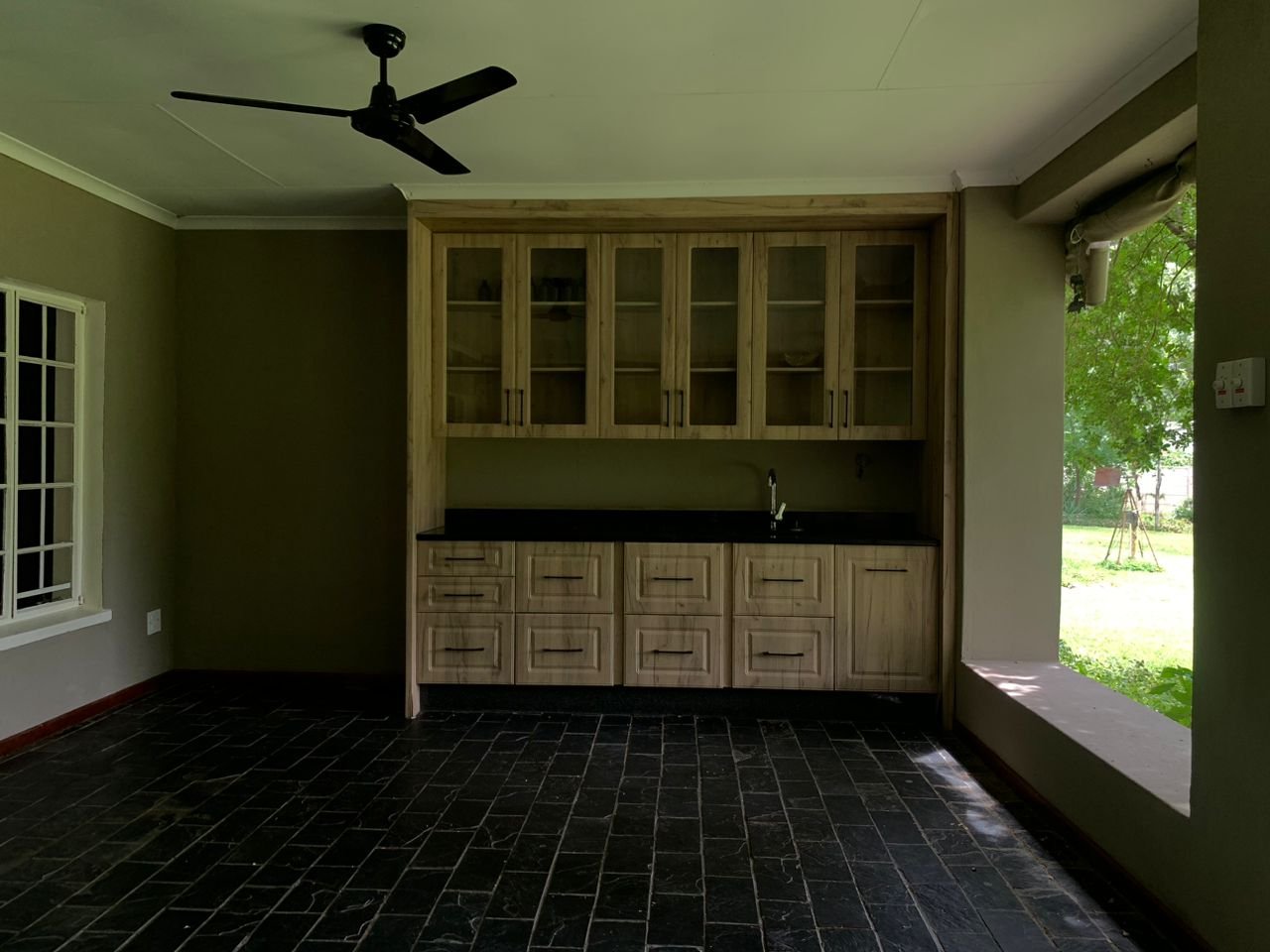 WhatsApp Image 2025-12-10 at 09.41.55